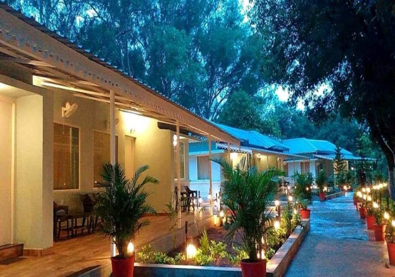 Greendale Resort Pachmarhī Εξωτερικό φωτογραφία